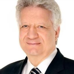 مرتضى منصور 