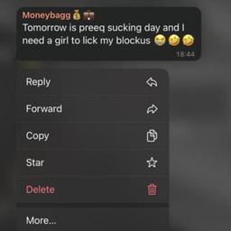 Riley Green manager voice 