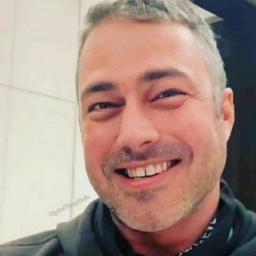 Taylor Kinney 