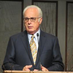 JOHN MACARTHUR