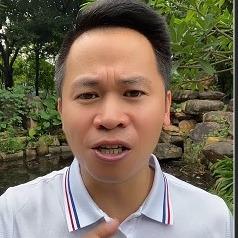 金牌销售黑咖啡男户外