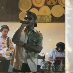 حليم تاج السر 🤫