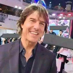 Tom Cruise