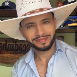 Cesarpiscadinhaoficial