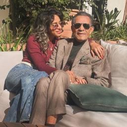 امراة في يوتوب