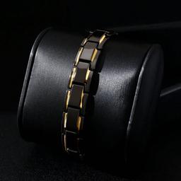 عبدالعزيز سعودي