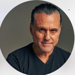 Maurice Benard