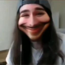 MoistCr1t1kal (penguinz0)