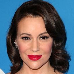 Alyssa milano