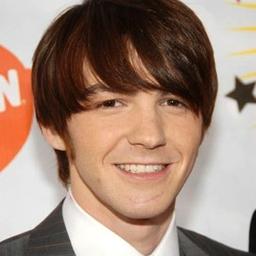 Drake Bell (Español Latino)