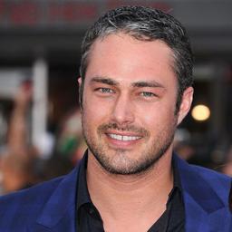 Taylor kinney 